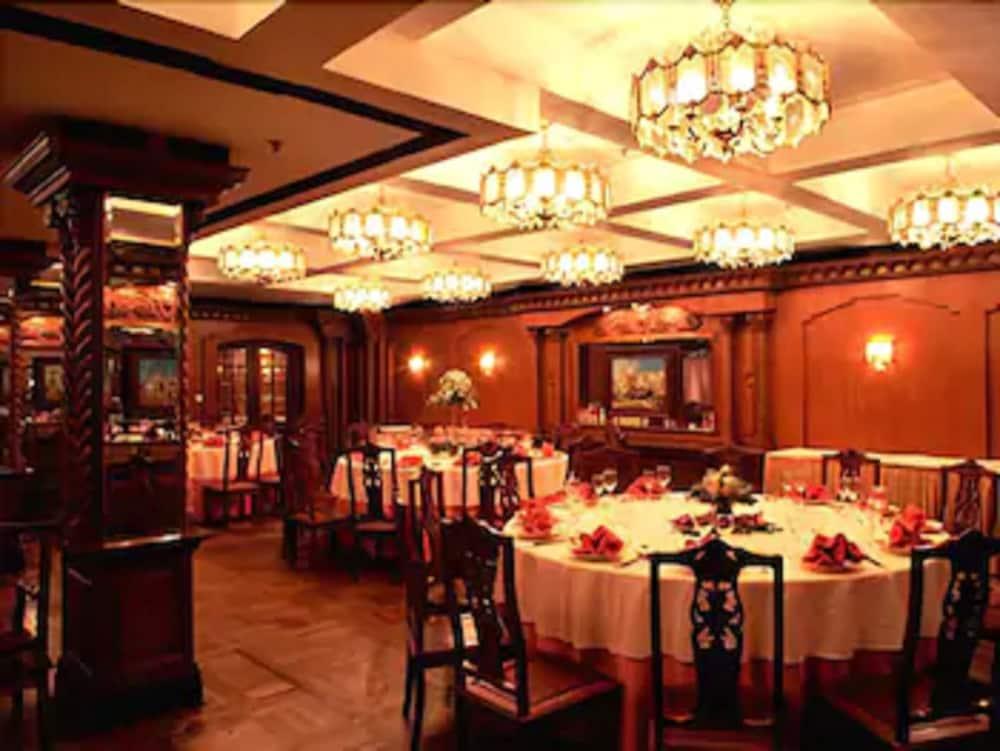 Jing An Hotel Shanghai Bagian luar foto
